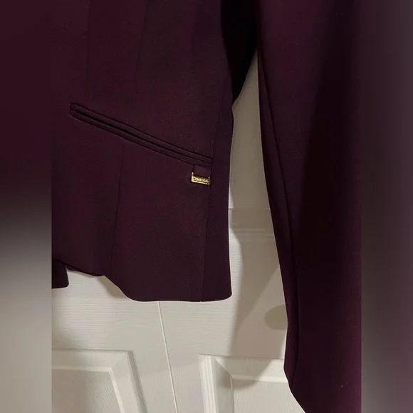 Calvin Klein Open Front Burgundy Blazer Size 6 - Picture 2 of 7